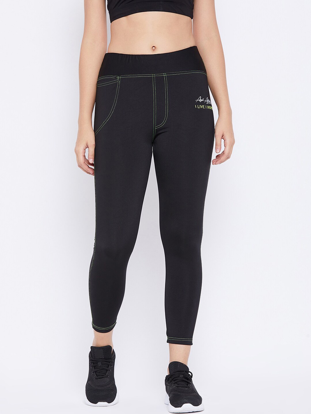 

AGIL ATHLETICA Women Black Solid Dry-Fit Sports Tights