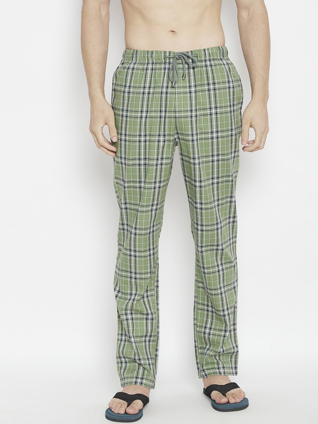 

Crimsoune Club Men Green & Black Checked Cotton Lounge Pants