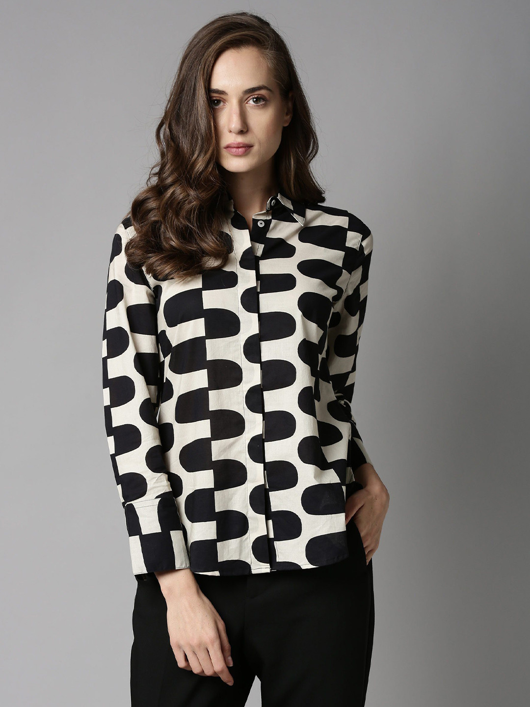 

RAREISM Black & White Geometric Pure Cotton Shirt Style Top