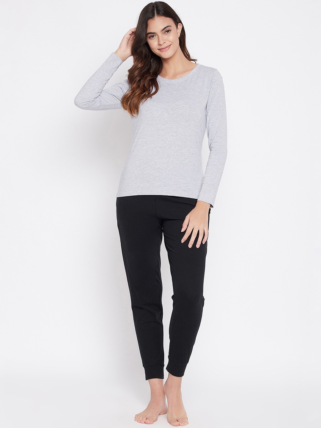 

Clovia Women Grey & Black Solid Night Suit