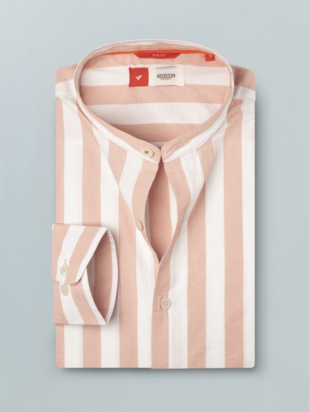 

INVICTUS Men Peach-Coloured & White Cotton Slim Fit Striped Casual Shirt