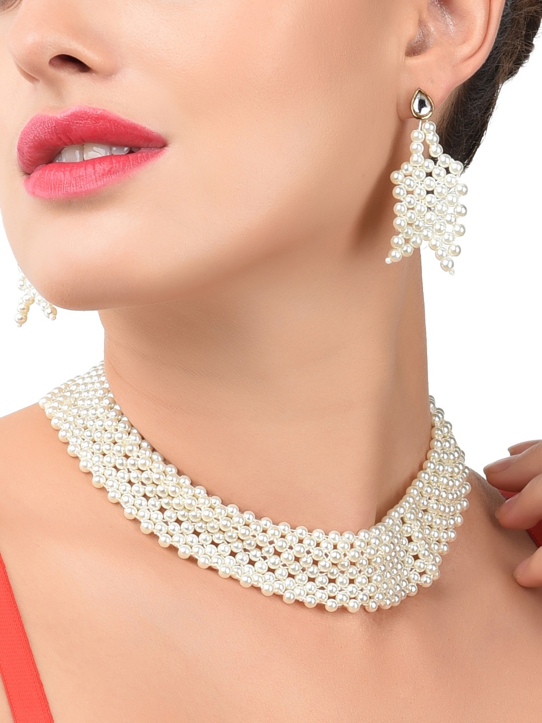 

Zaveri Pearls Gold-Plated White Pearl Beaded Jewellery Set