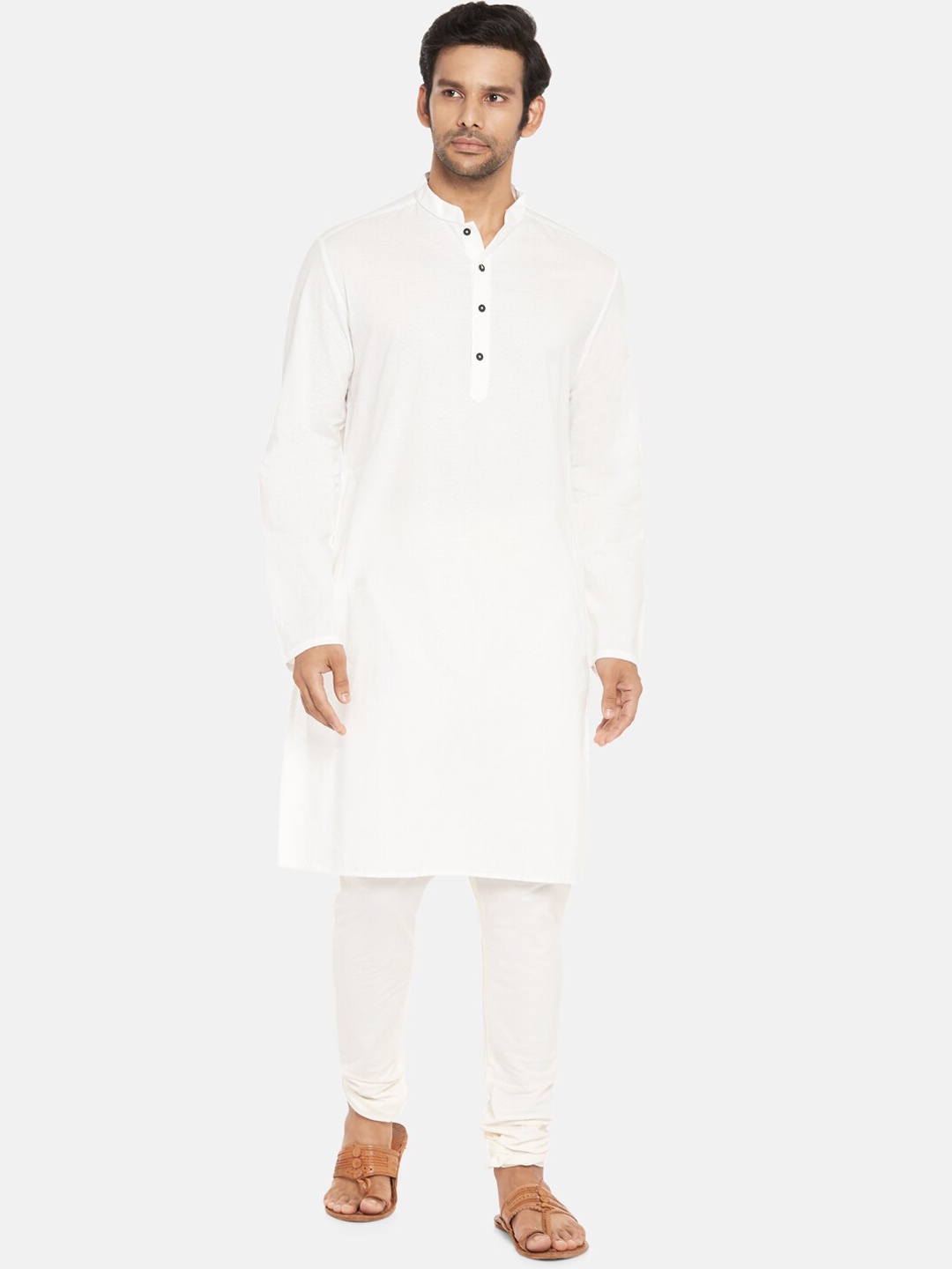 

indus route by Pantaloons Men Solid Off White Dobby Kurta