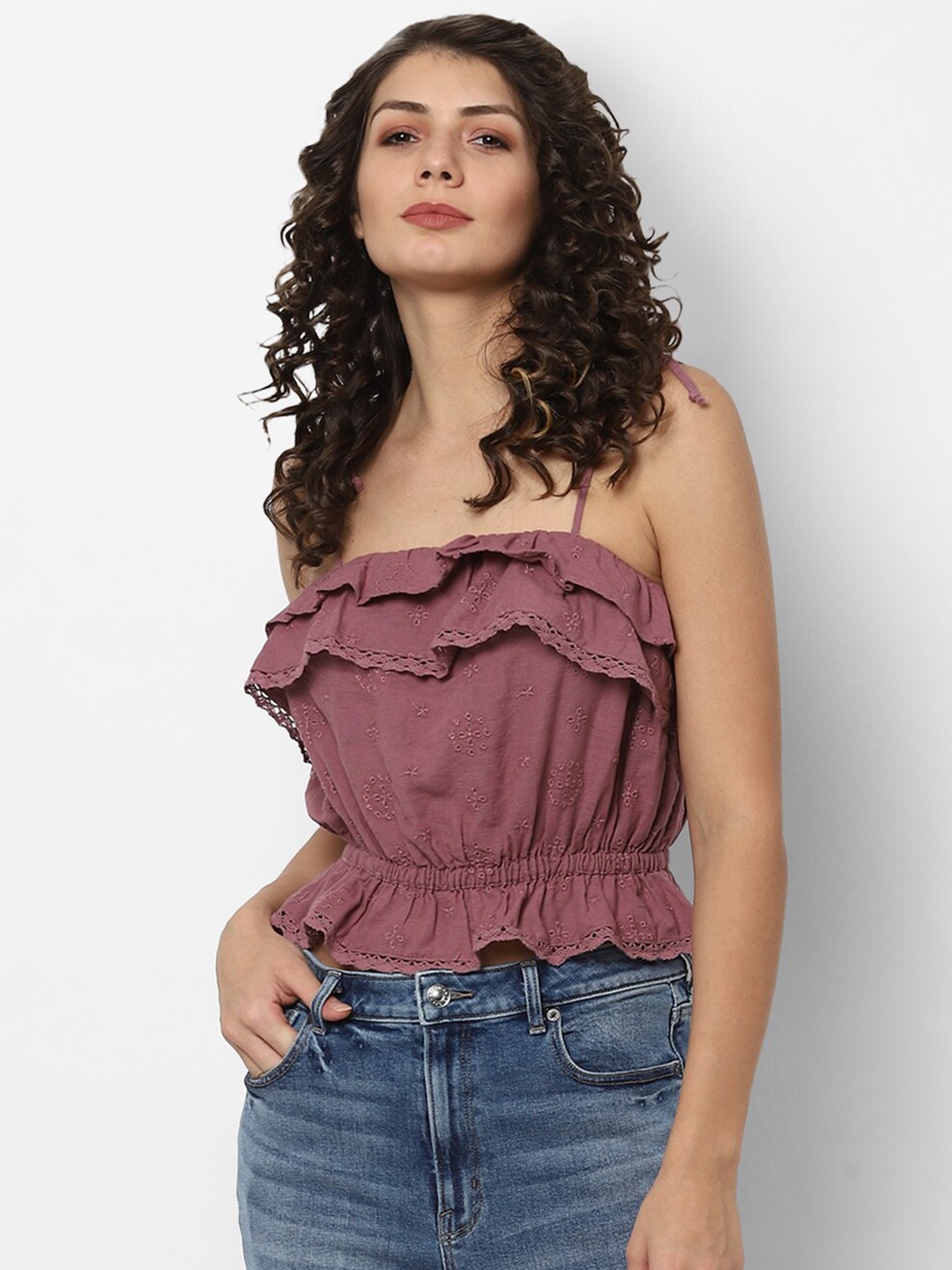 

AMERICAN EAGLE OUTFITTERS Pink Embroidered Cinched Waist Crop Top
