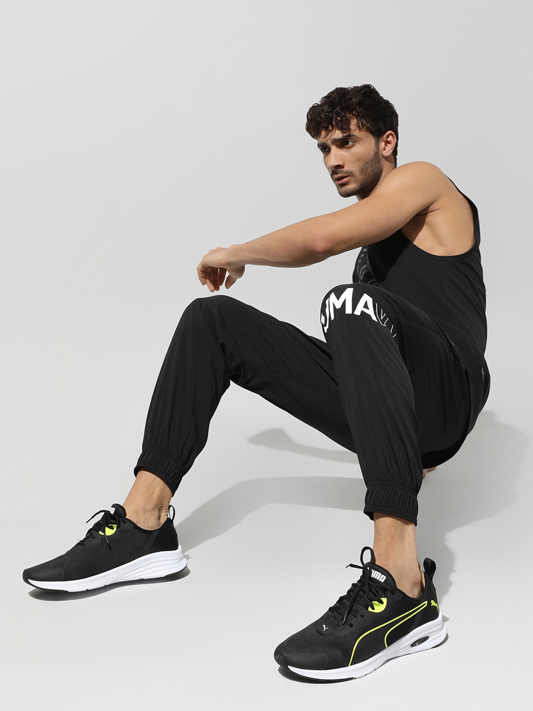 

Puma Men Men Black Hybrid Woke Mesh Running Shoes