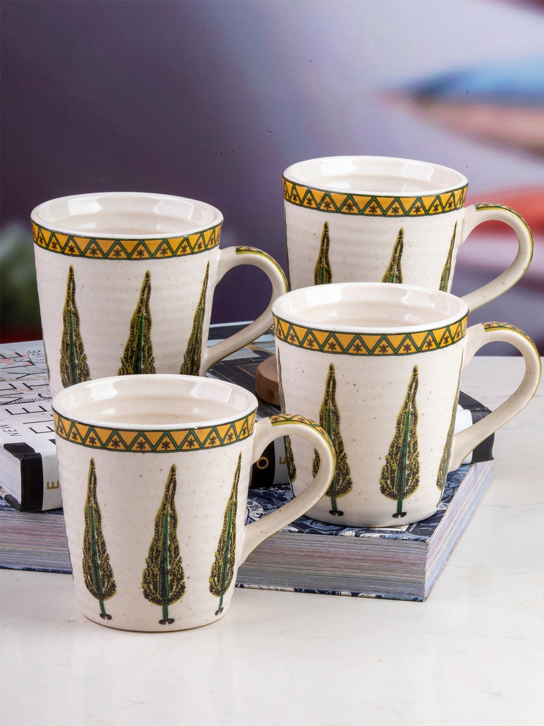 

GOODHOMES Set of 4 White & Yellow Floral Printed Stoneware Glossy Mugs