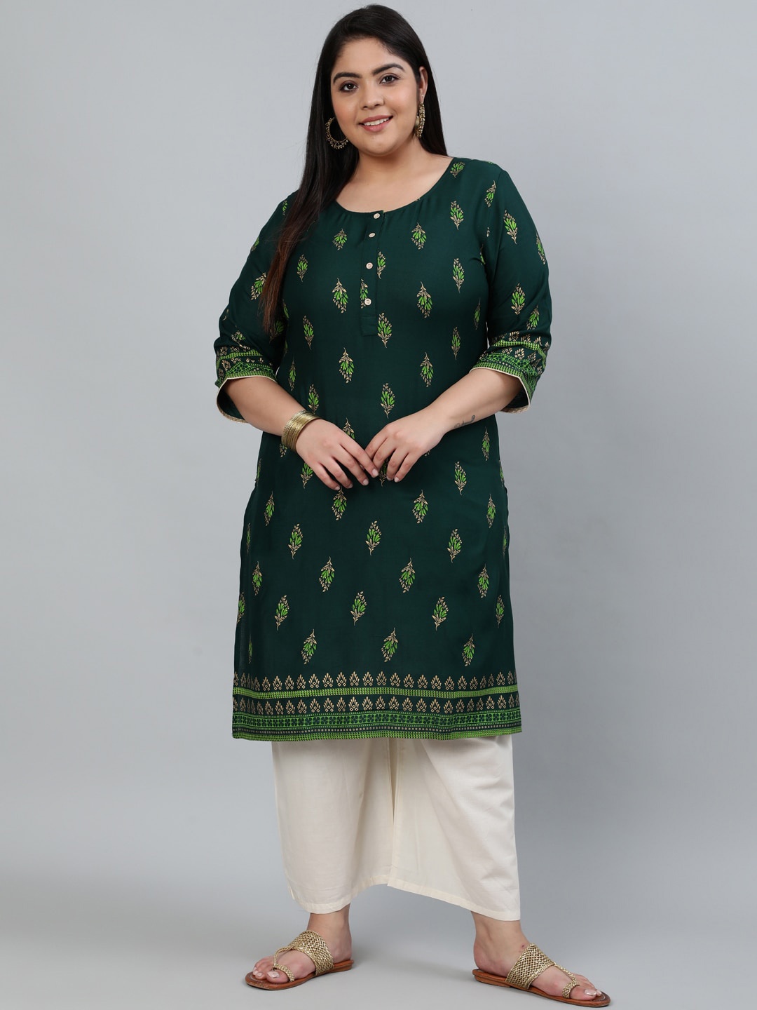 

Nayo Women Green Paisley Printed Kurta