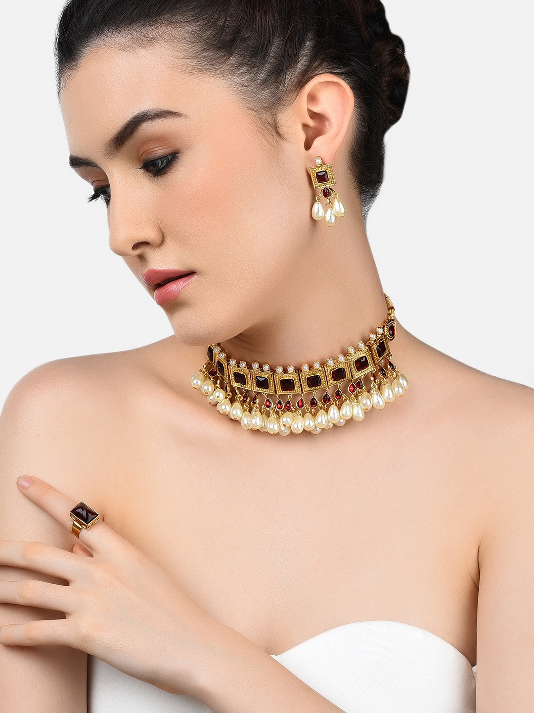 

Zaveri Pearls Gold-Plated Red & White Stone-Studded & Pearl Beaded Jewellery Set