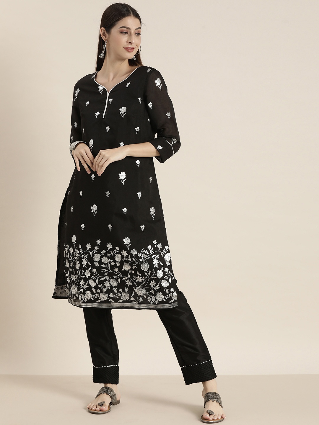 

all about you Women Black & White Floral Printed Kurta