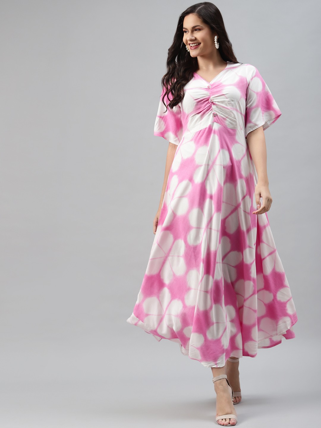 

mokshi Pink & White Floral Tie & Dye Maxi Dress