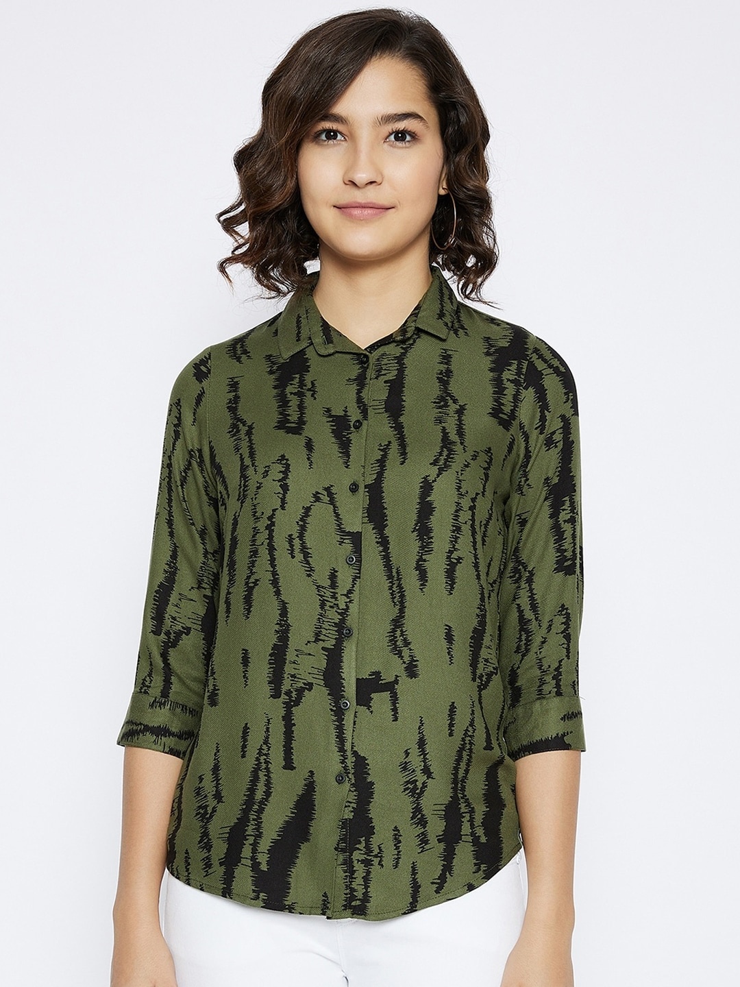 

Crimsoune Club Women Green & Black Slim Fit Printed Casual Shirt