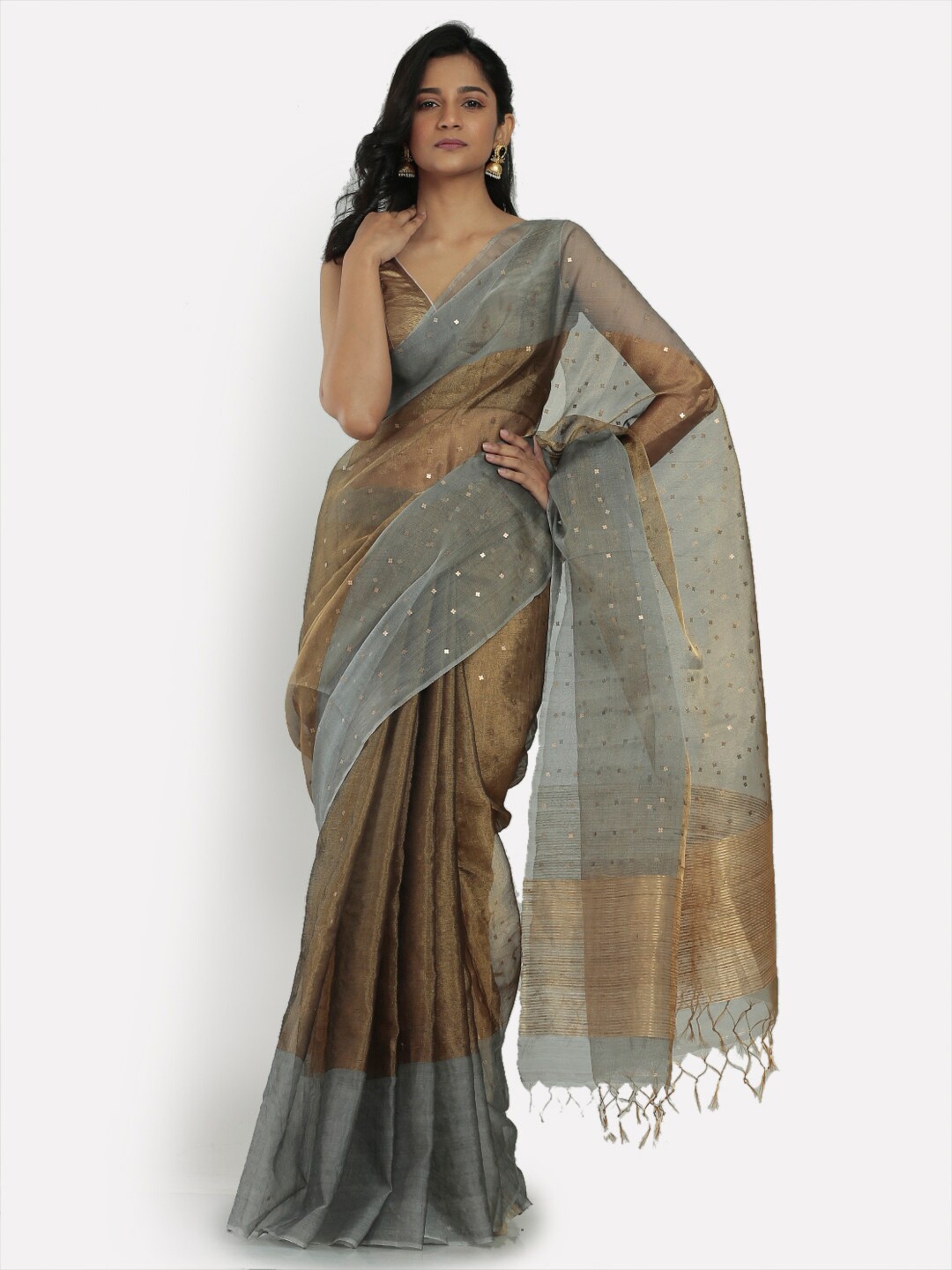 

Aryavart Gold-Toned & Grey Embellished Beads and Stones Pure Silk Saree