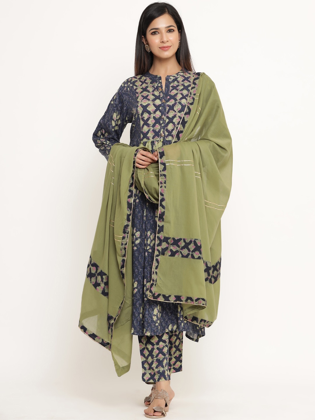 

DIVYANK Women Navy Blue Ethnic Motifs Printed Pleated Kurta with Trousers & Dupatta