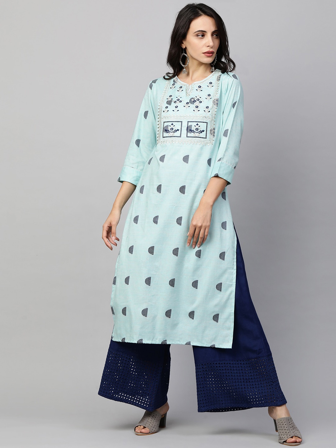 

FASHOR Women Sea Green & Blue Geometric Embroidered Thread Work Kurta