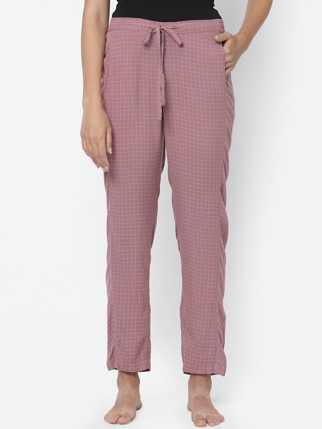 

Mystere Paris Women Pink Checked Lounge Pants