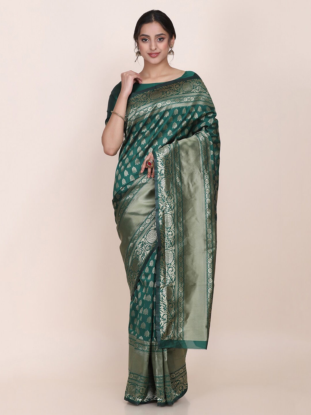 

Shaily Green & Gold-Coloured Ethnic Motifs Zari Silk Blend Saree