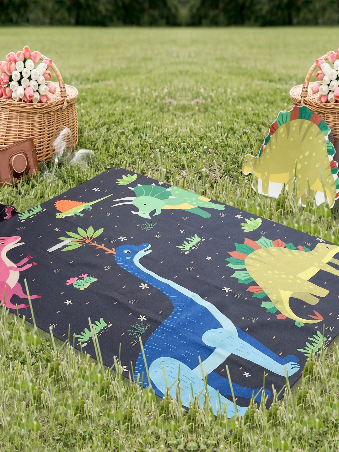 

Saral Home Navy Blue Dinosaur Printed 452 GSM Picnic Mat