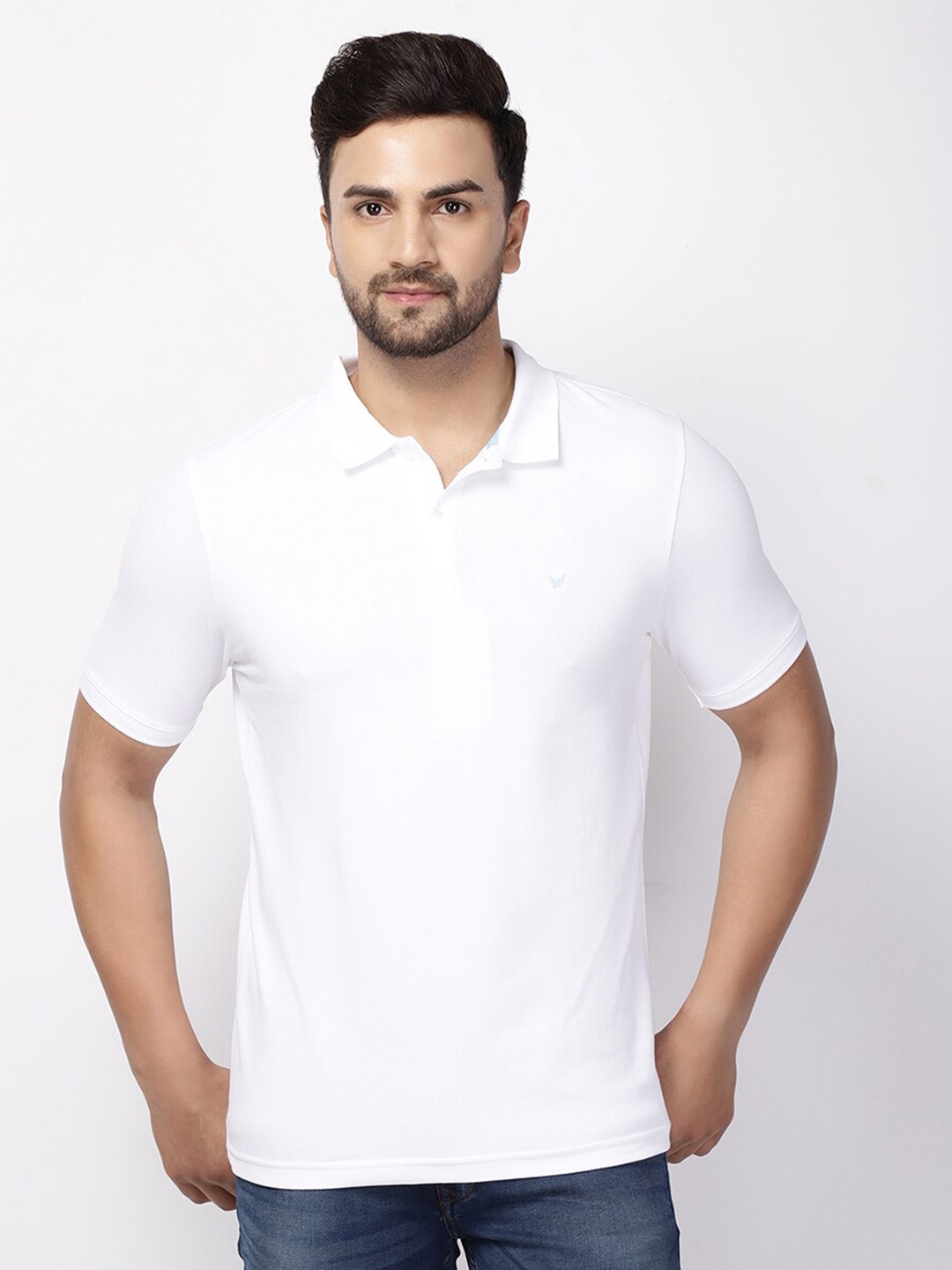 

Blackberrys Men White Solid Polo Collar Slim Fit T-shirt