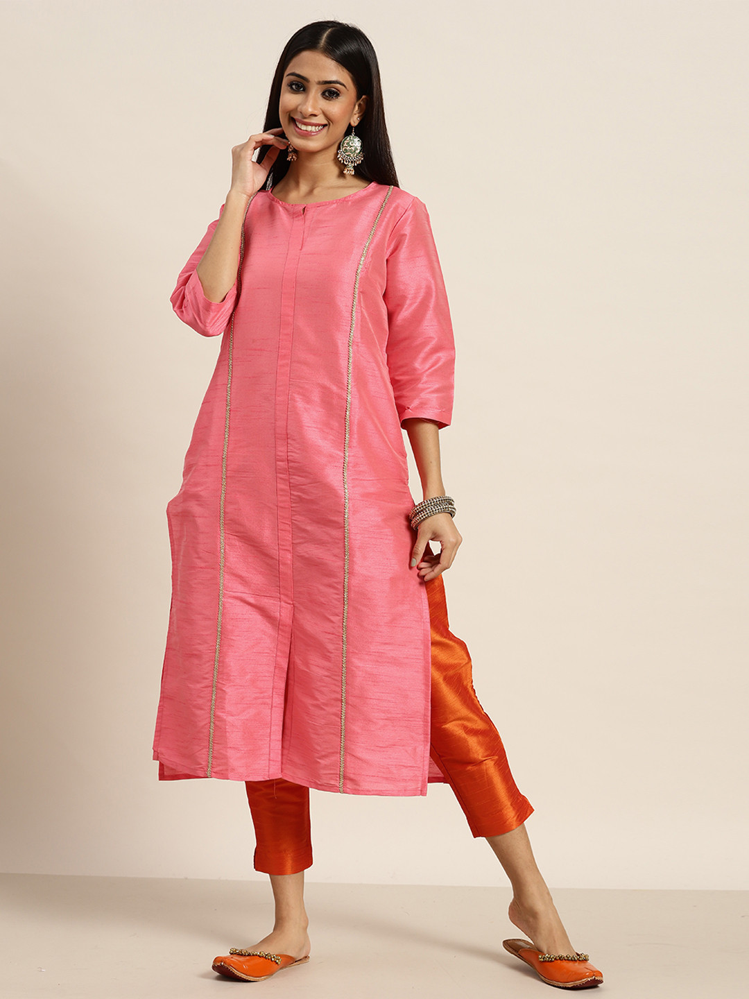 

Sangria Women Pink & Orange Panelled Gotta Patti Kurta with Trousers