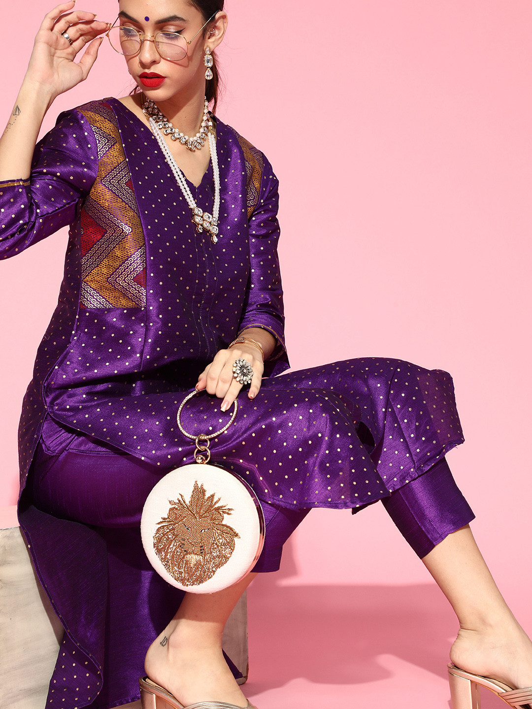 

Sangria Ethnic Motifs Polyester, Purple