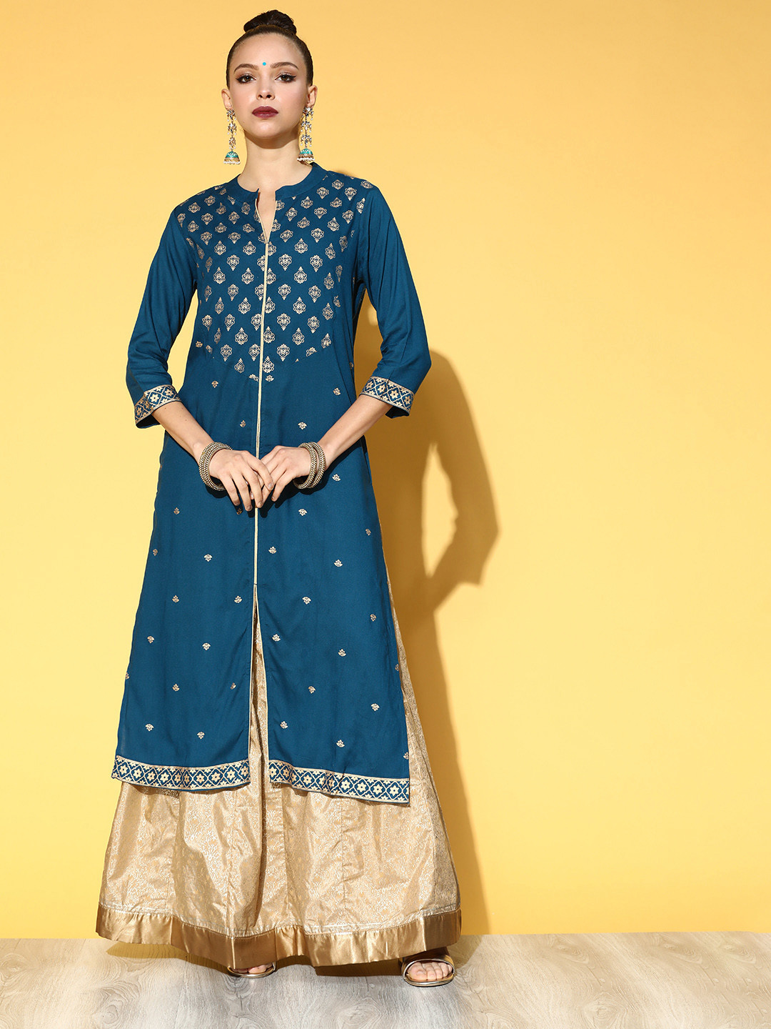 

Sangria Women Teal Blue & Golden Ethnic Motifs Printed Kurta
