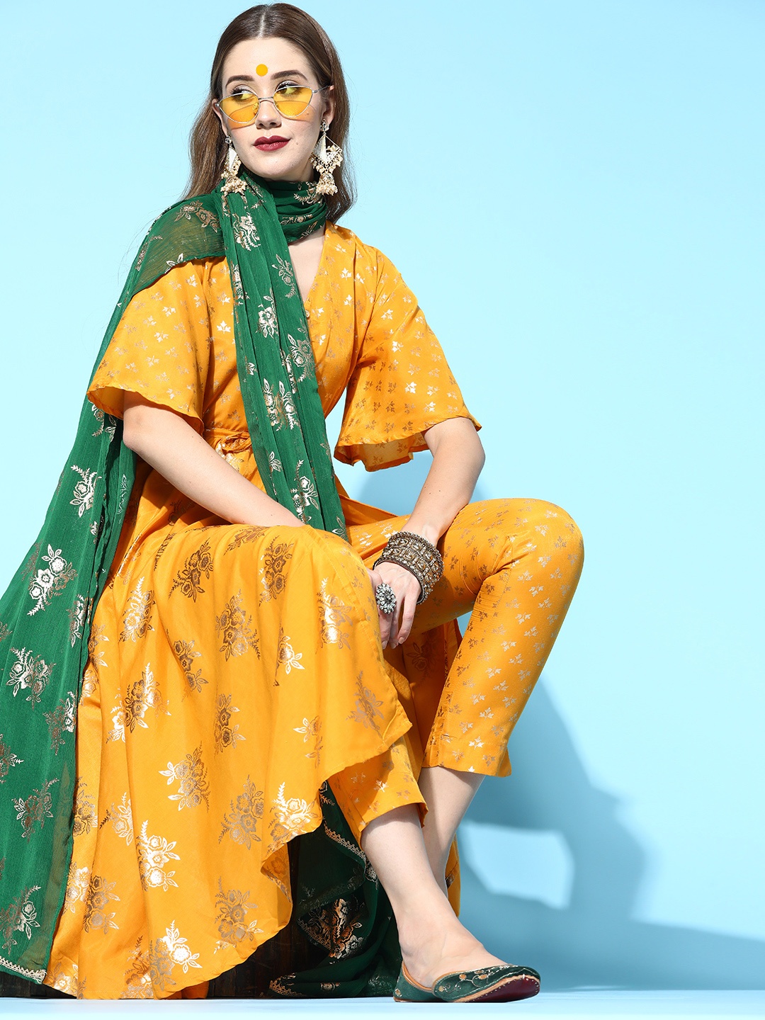 

Sangria Ethnic Motifs Polyester Kurta Sets, Yellow