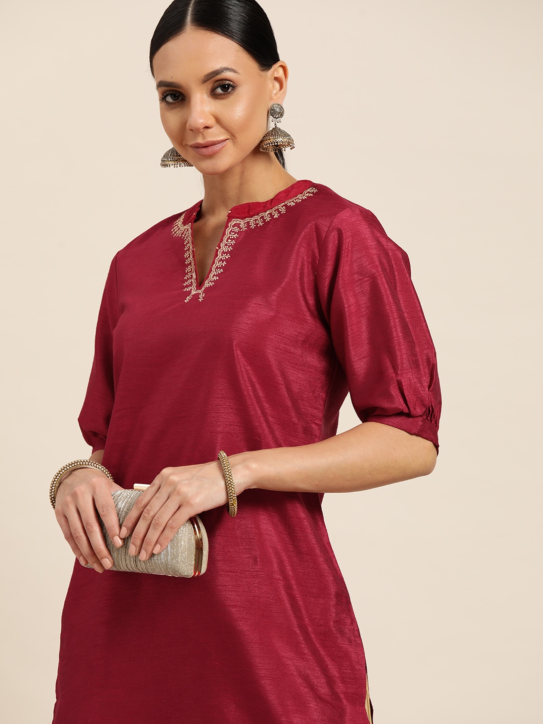 

Sangria Women Maroon Ethnic Motifs Thread Work Straight Kurta