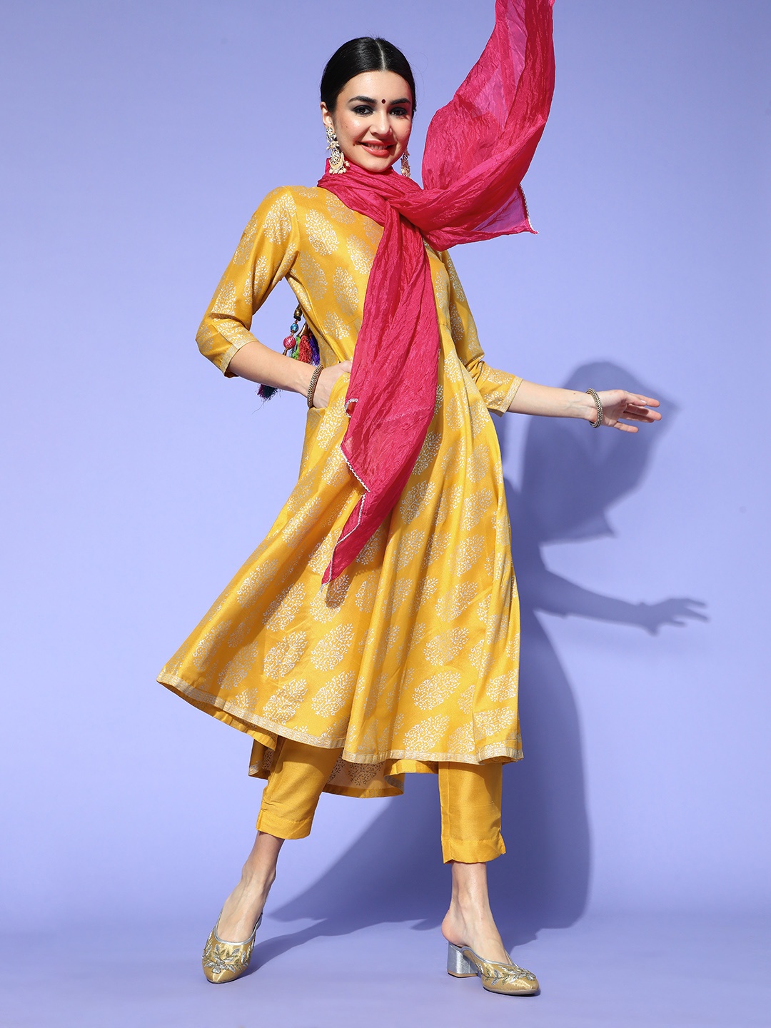 

Sangria Women Yellow Floral Foil Printed Pleated Kurta with Trousers & With Dupatta