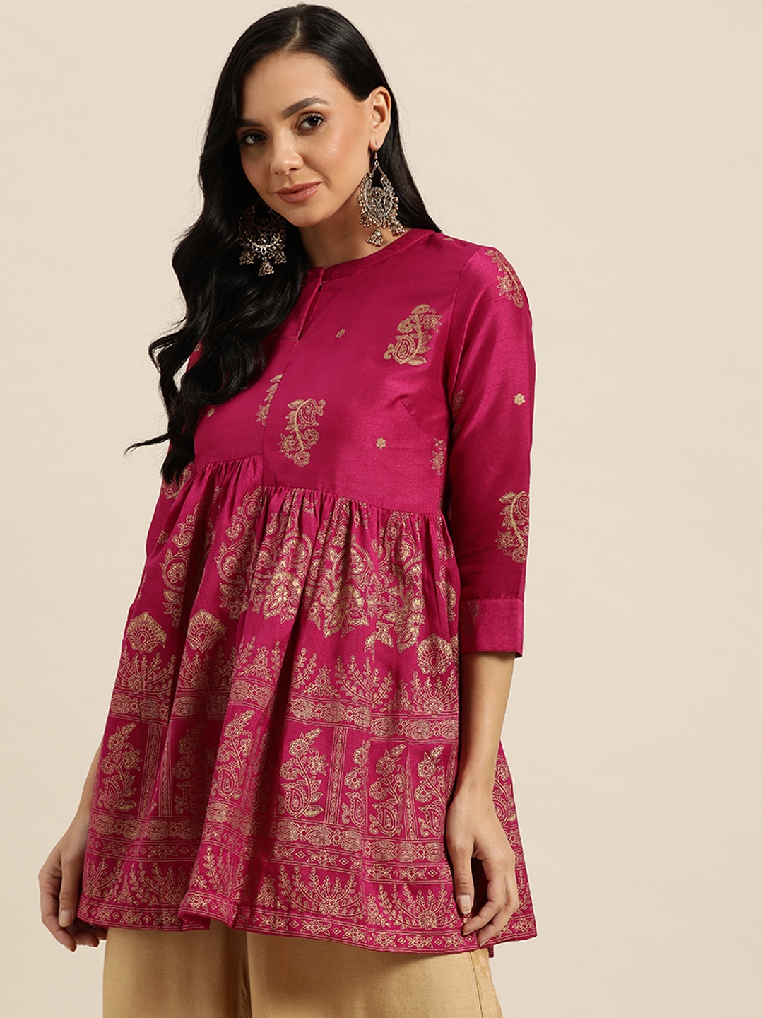 

Sangria Magenta & Golden Mandarin Collar A-Line Longline Top