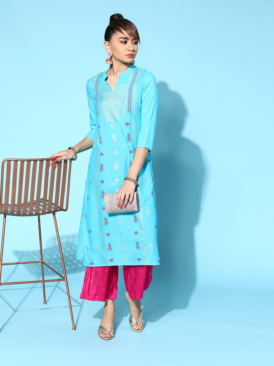 

Sangria Women Turquoise Blue & Golden Ethnic Motifs Printed Straight Kurta