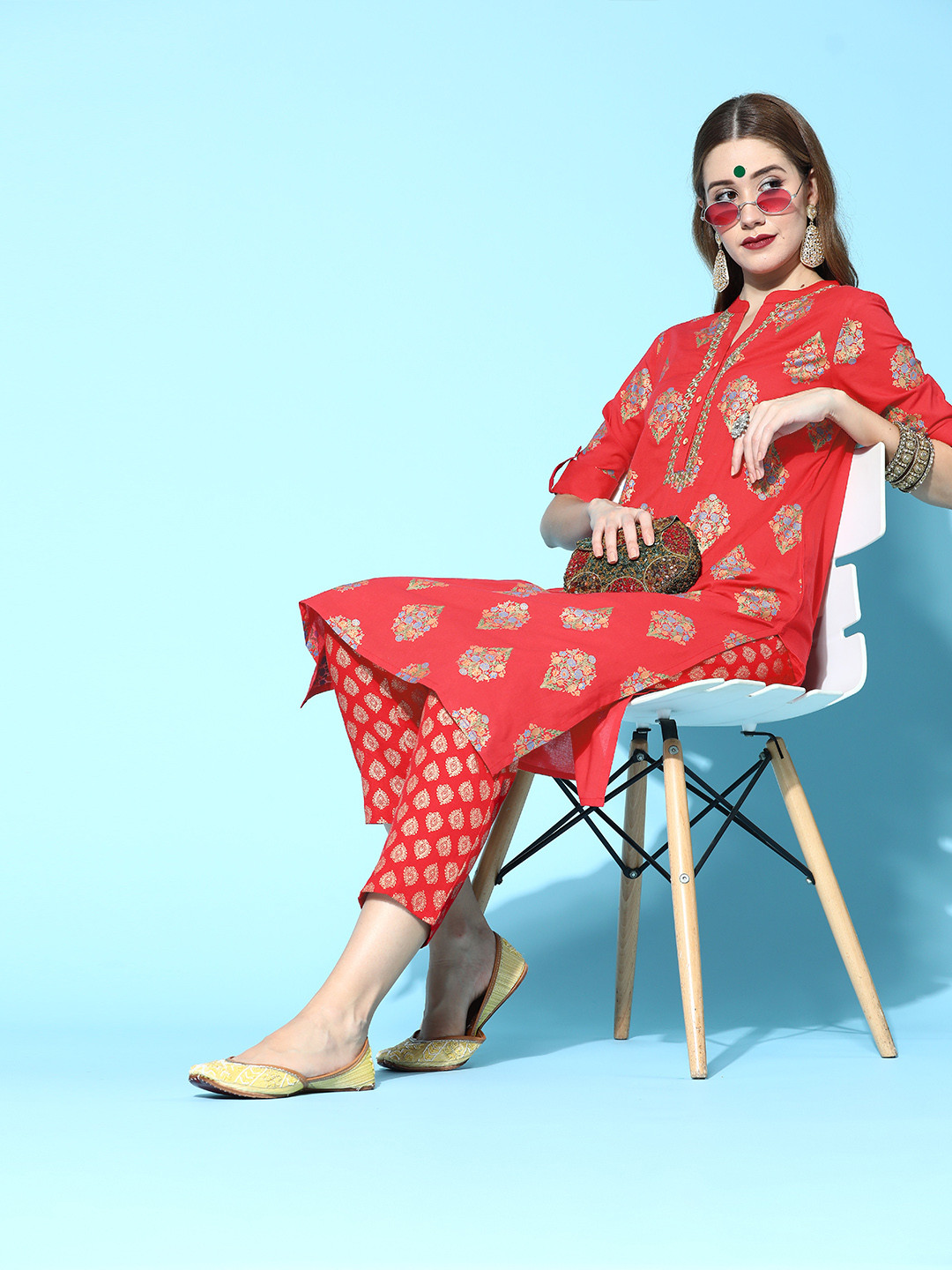 

Sangria Women Red Ethnic Motifs Kurta