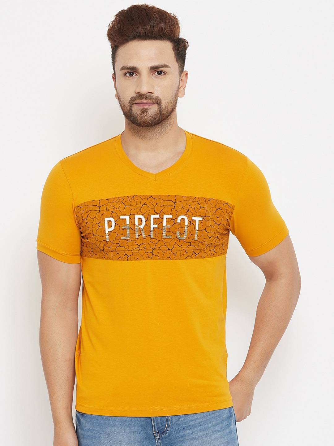 

Duke Men Yellow Typography Printed Slim Fit T-shirt