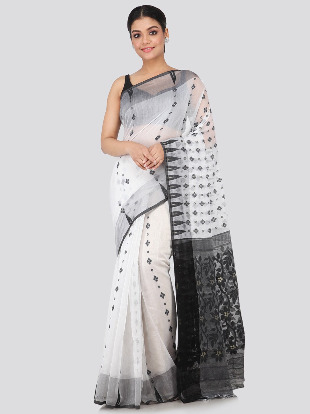 

PinkLoom Women White & Black Silk Cotton Woven Designed Jamdani Sustainable Saree