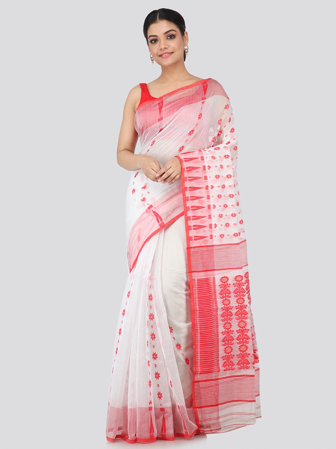 

PinkLoom Women White & Red Silk Cotton Woven Designed Soft Jamdani Sustainable Saree