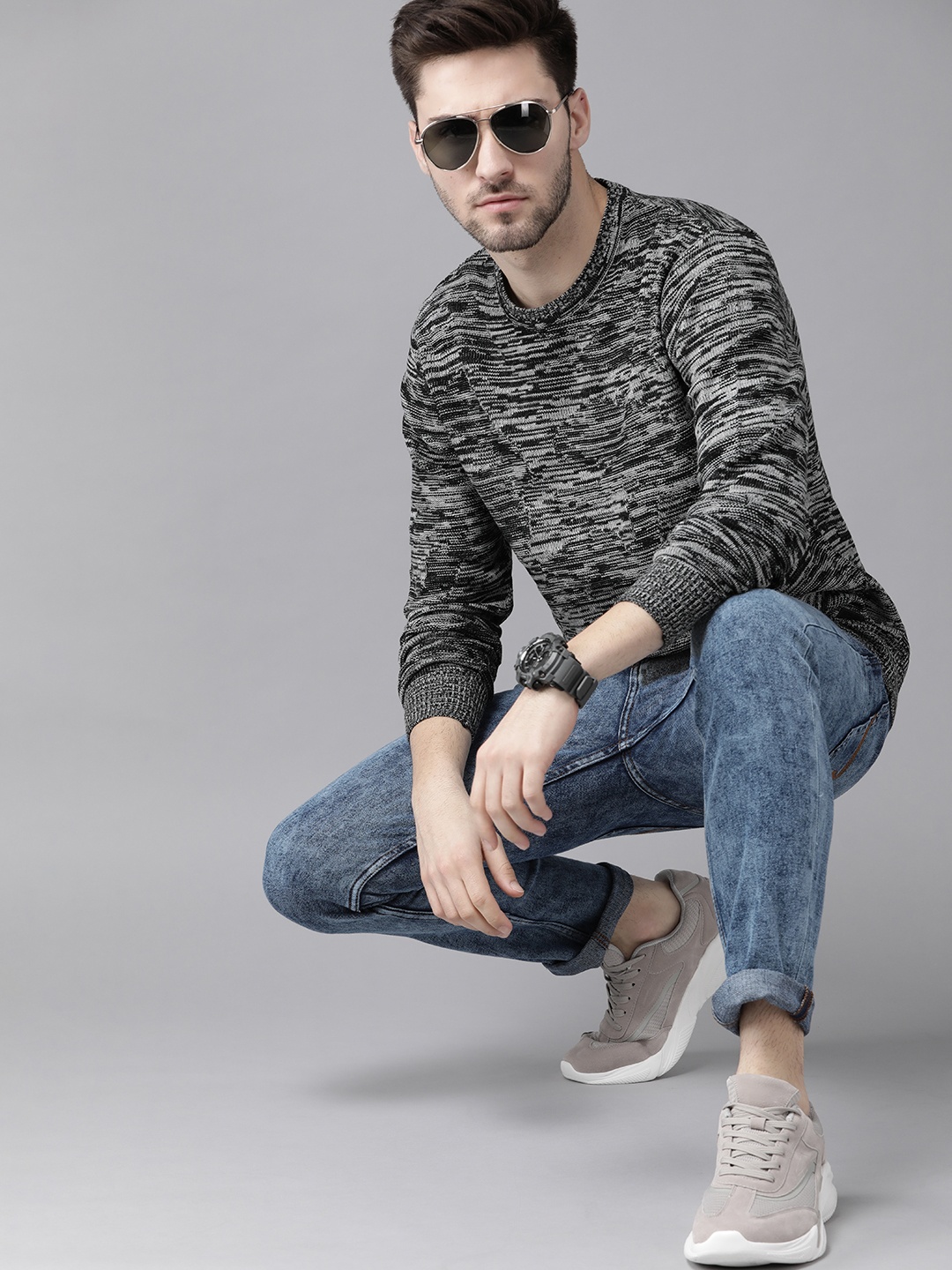 

Roadster Men Grey & Black Self-Design Pullover