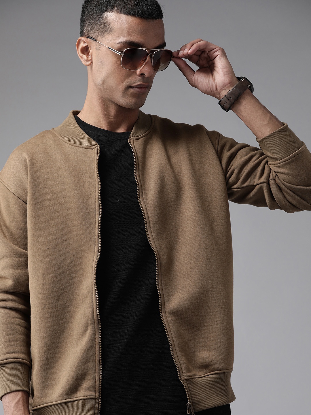 

The Roadster Lifestyle Co. Men Brown Solid Tailored Jacket