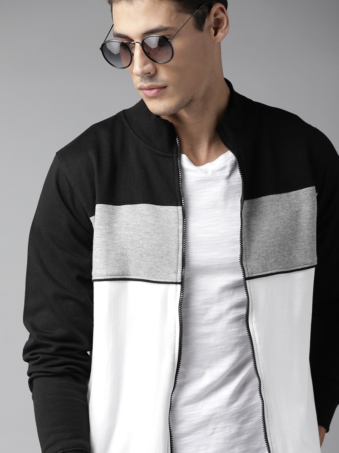 

Roadster Men White & Grey Melange Colourblocked Tailored Jacket