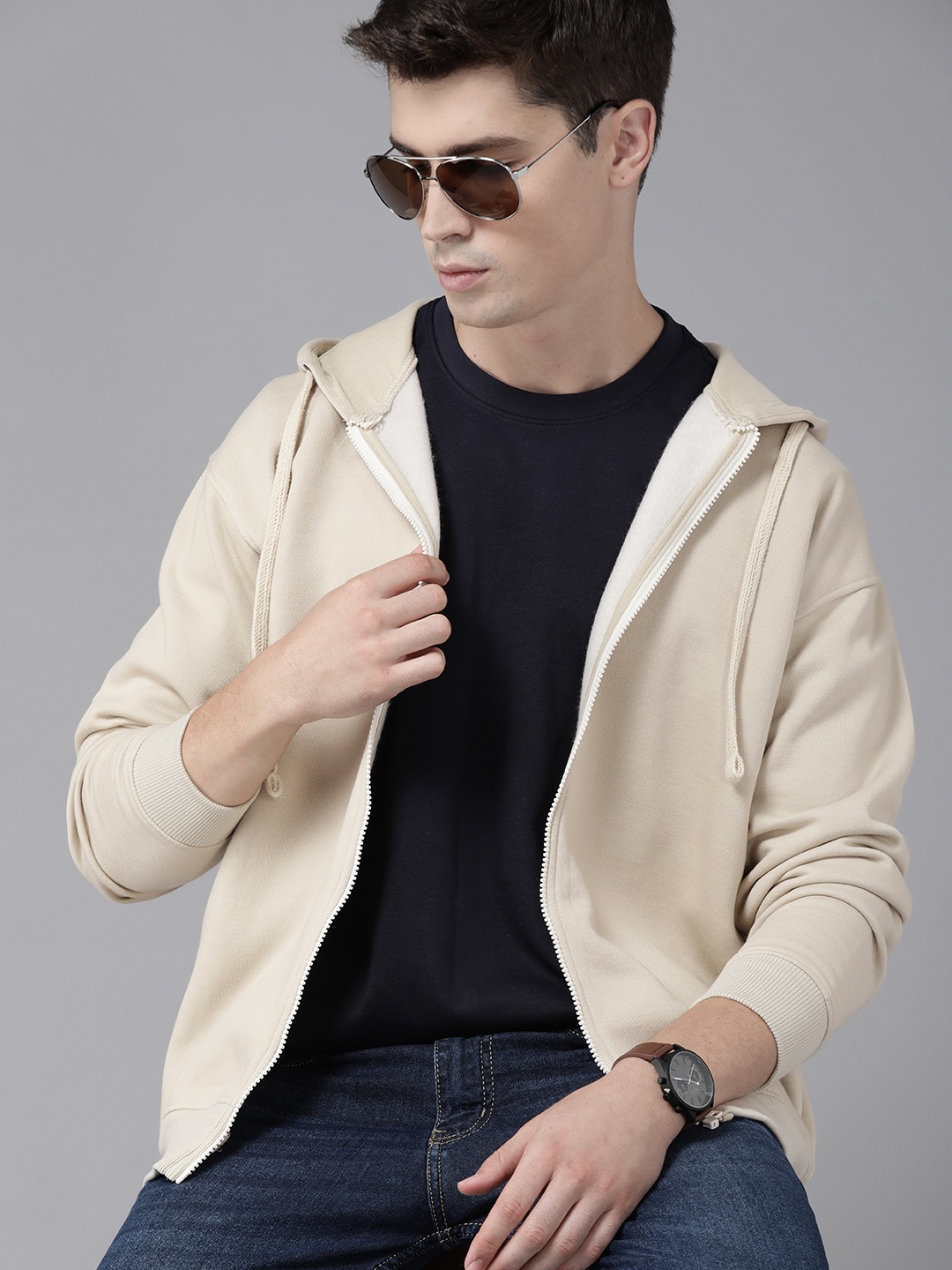 

Roadster Men Beige Solid Hooded Tailored Jacket