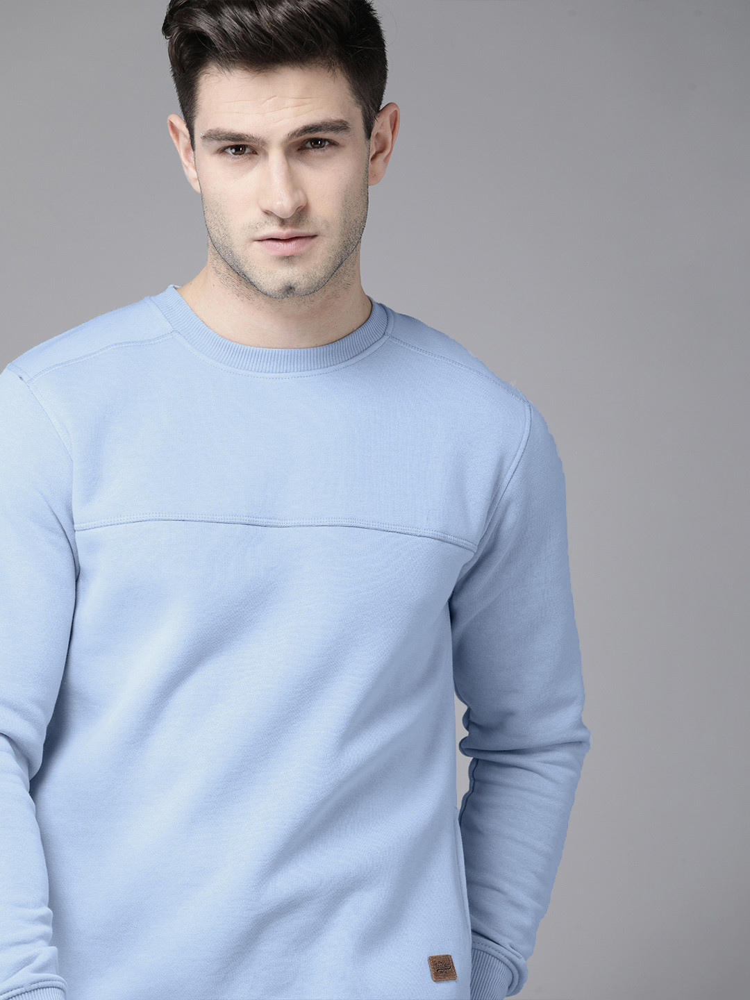 

Roadster Men Blue Solid Sweatshirt