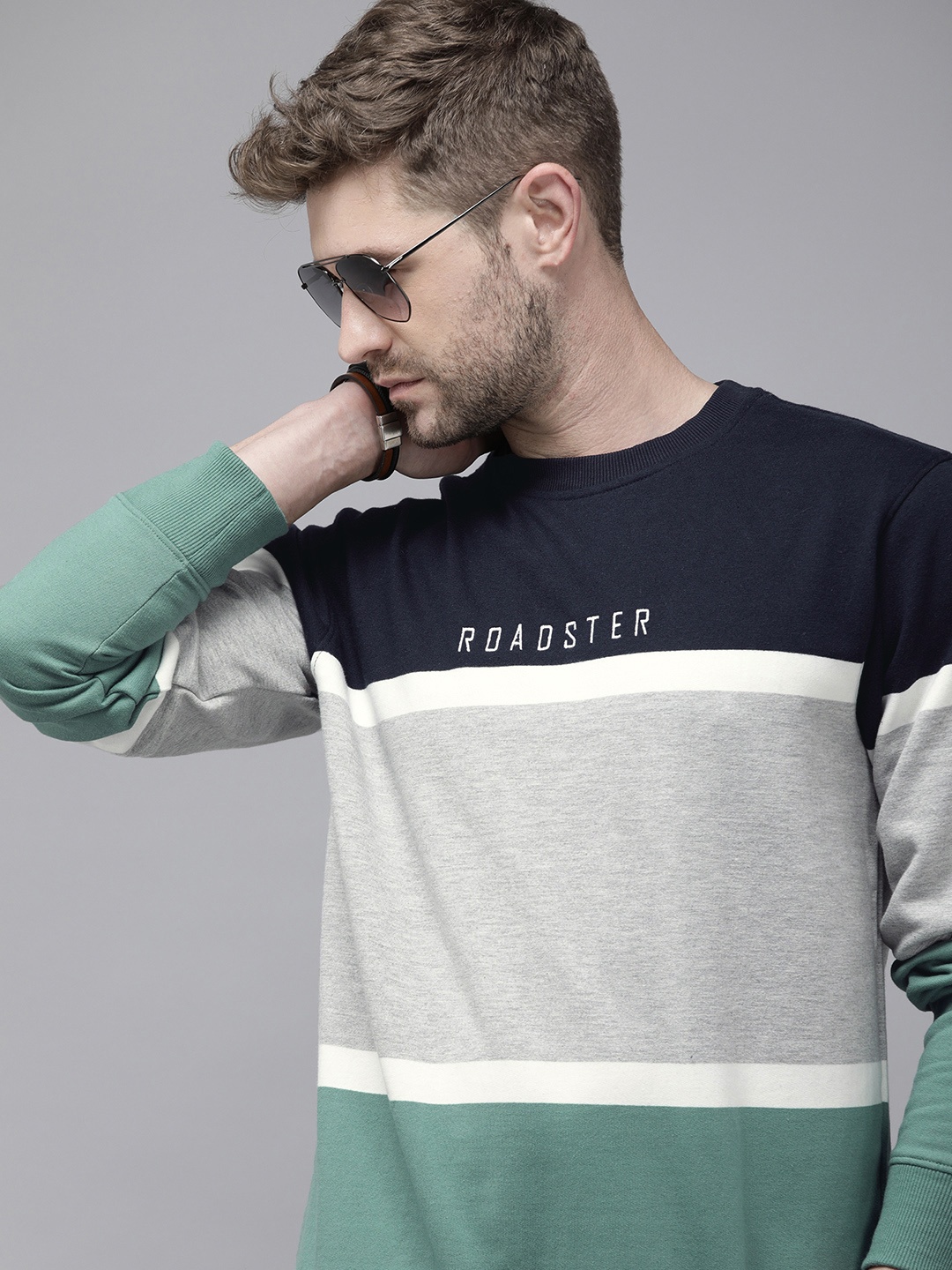 

Roadster Men Navy Blue & Grey Colourblocked Pullover Sweatshirt