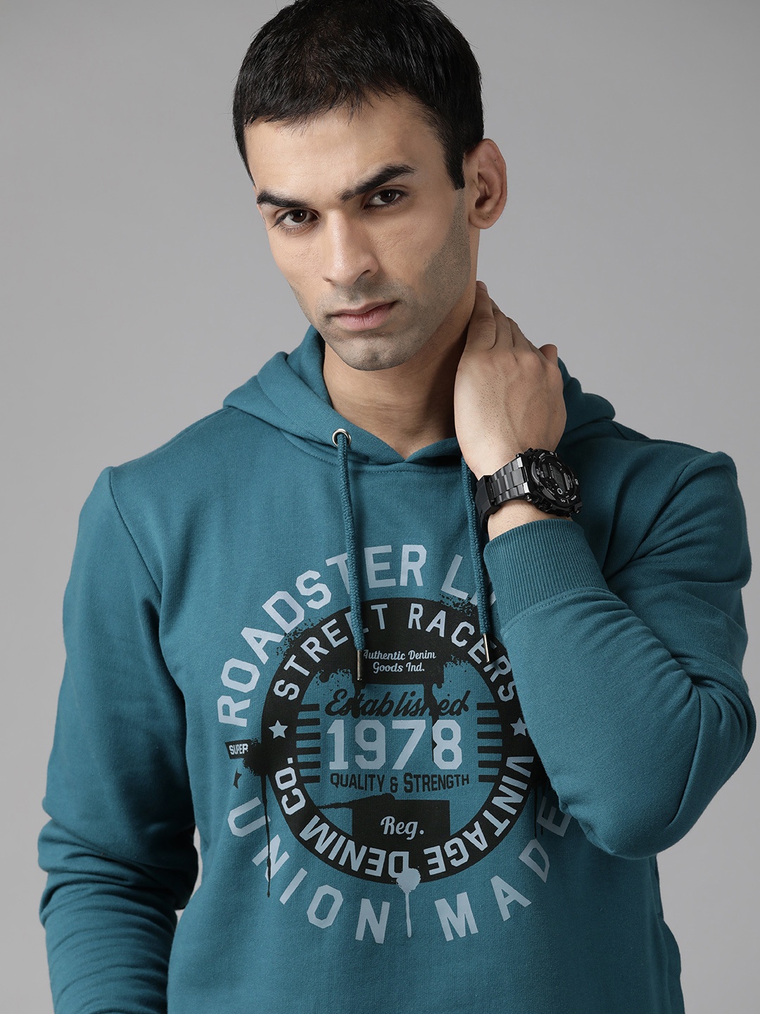 

Roadster Men Teal Blue Printed Hooded Sweatshirt