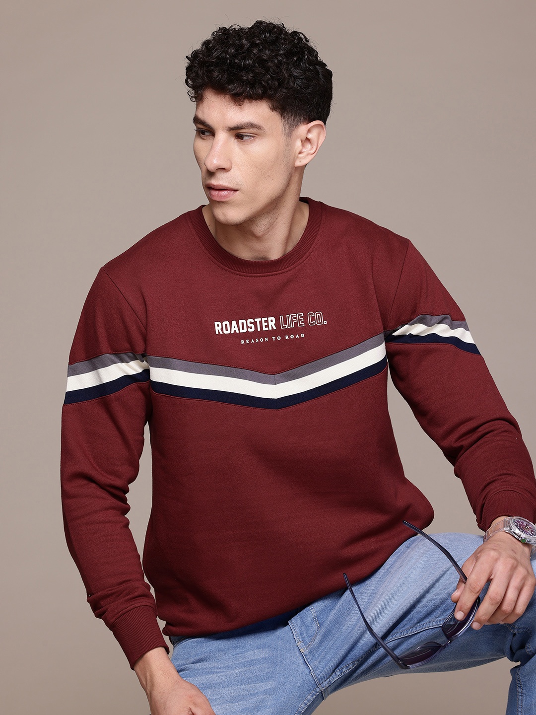 

The Roadster Lifestyle Co. Round Neck Striped Sweatshirt, Maroon