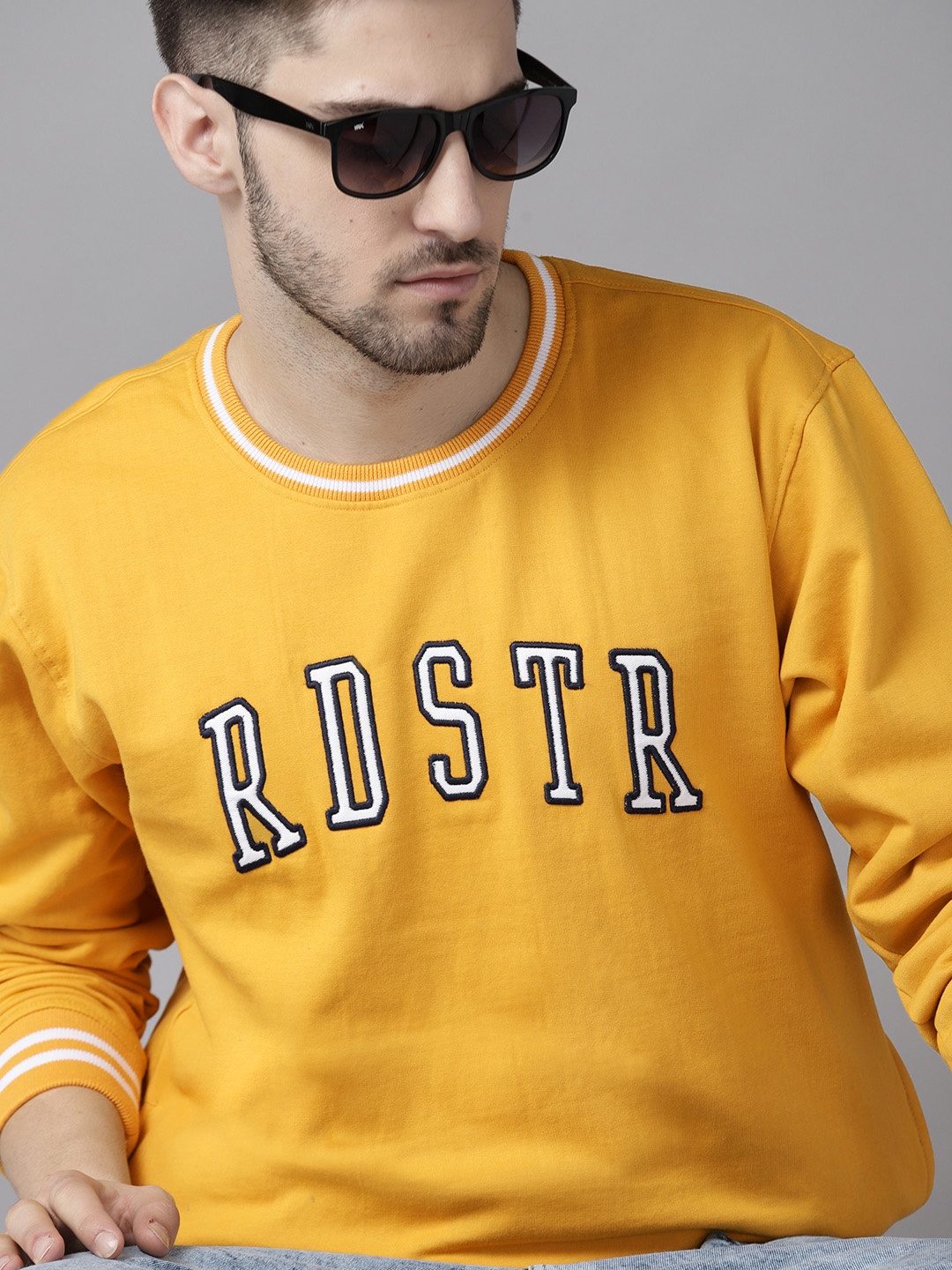 

Roadster Men Mustard Yellow Brand Logo Embroidered Sweatshirt