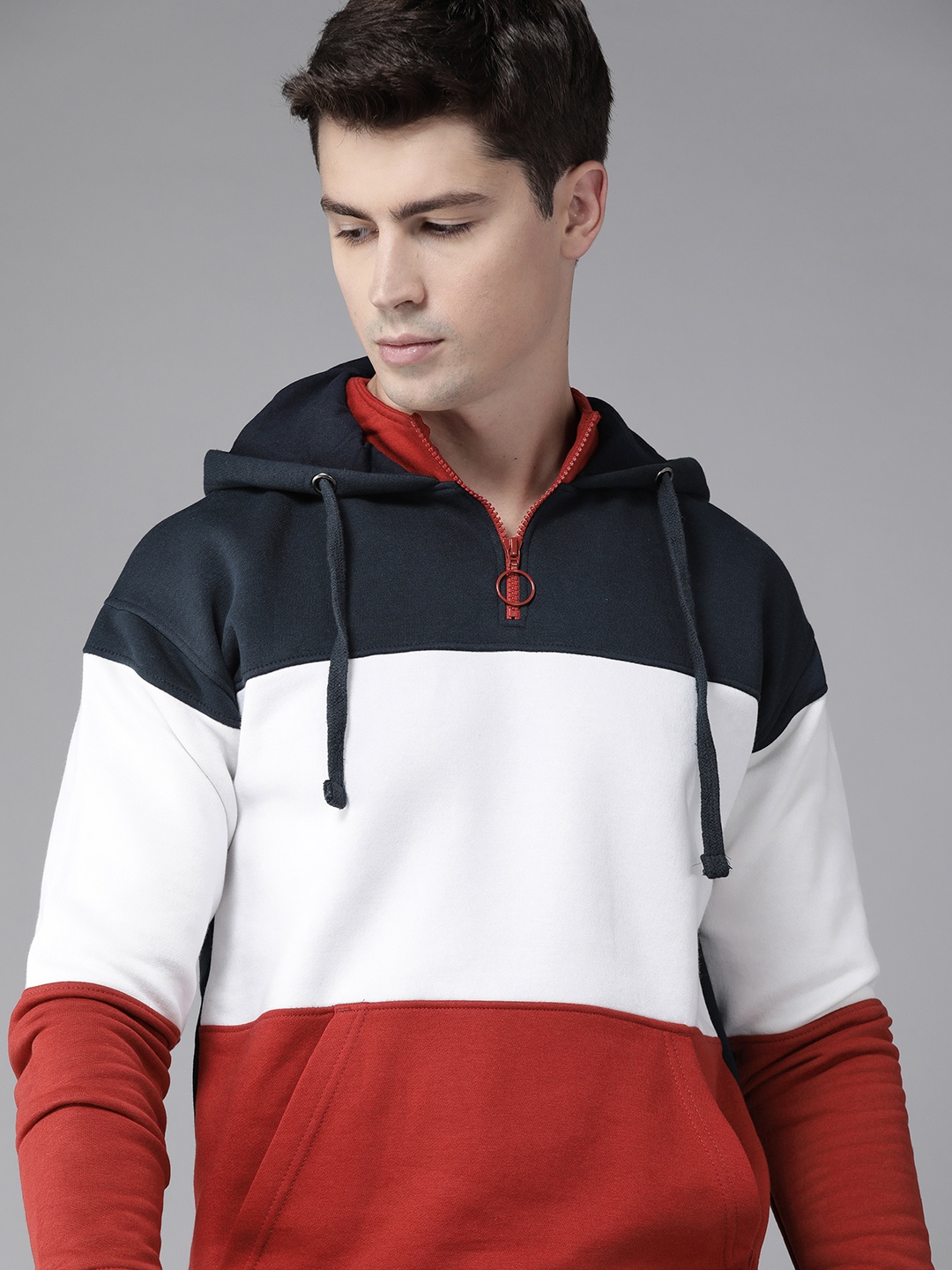 

Roadster Men Navy Blue & White Colourblocked Hooded Sweatshirt