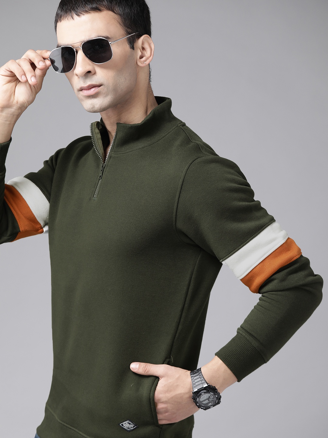 

Roadster Men Olive Green Solid Sweatshirt
