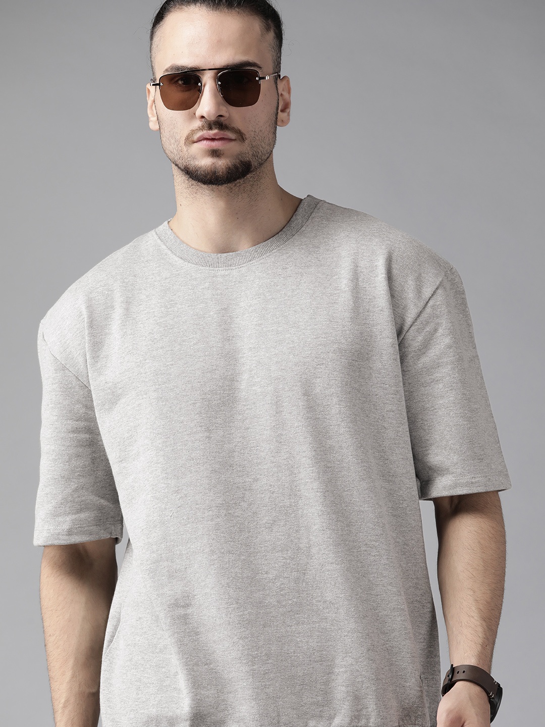 

Roadster Men Grey Melange Solid Sweatshirt