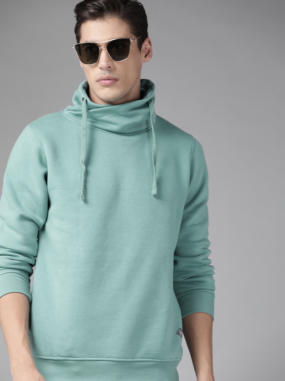 

Roadster Men Blue Solid Sweatshirt