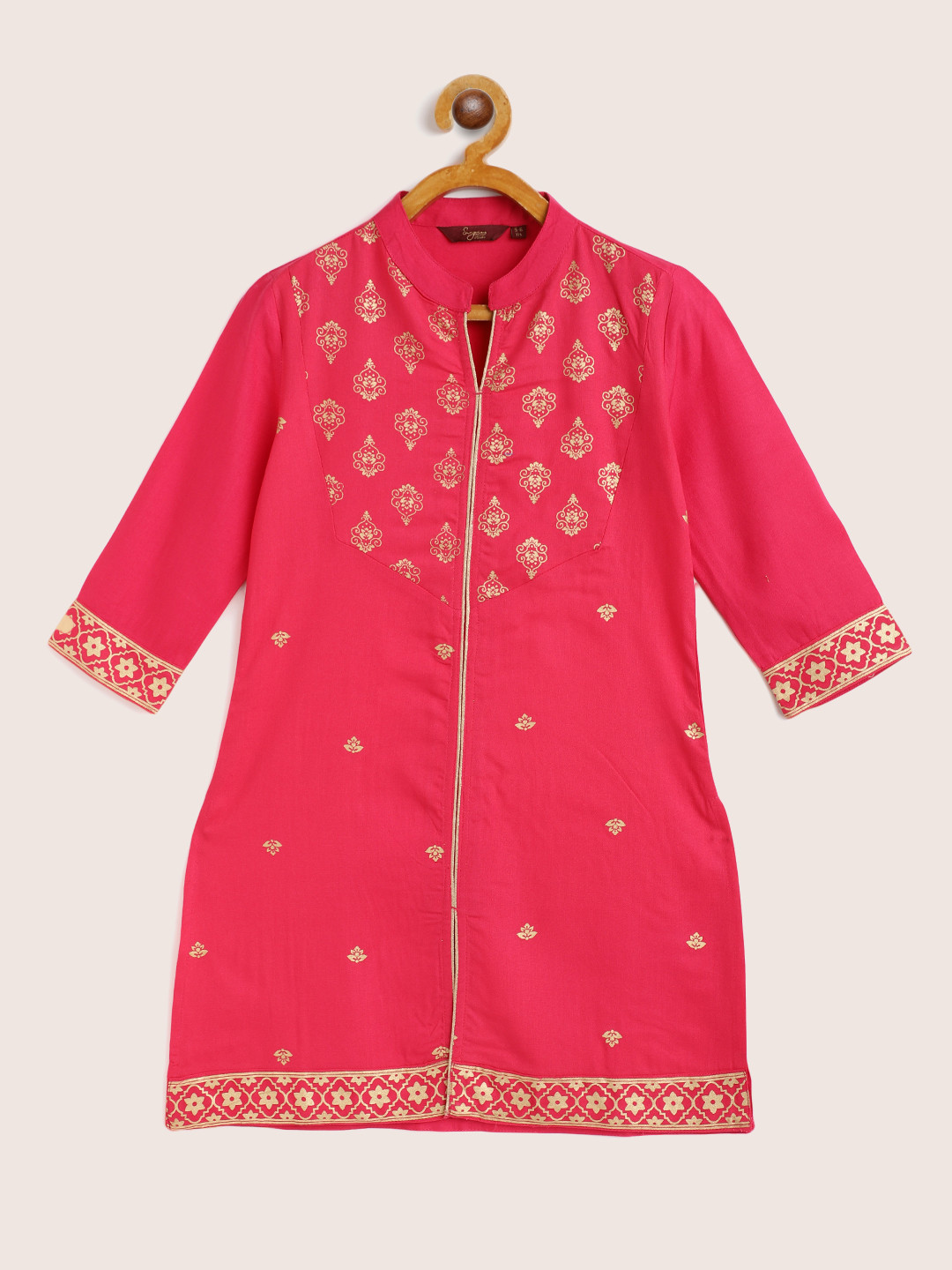 

Sangria Girls Pink & Golden Ethnic Motifs Printed Straight Kurta