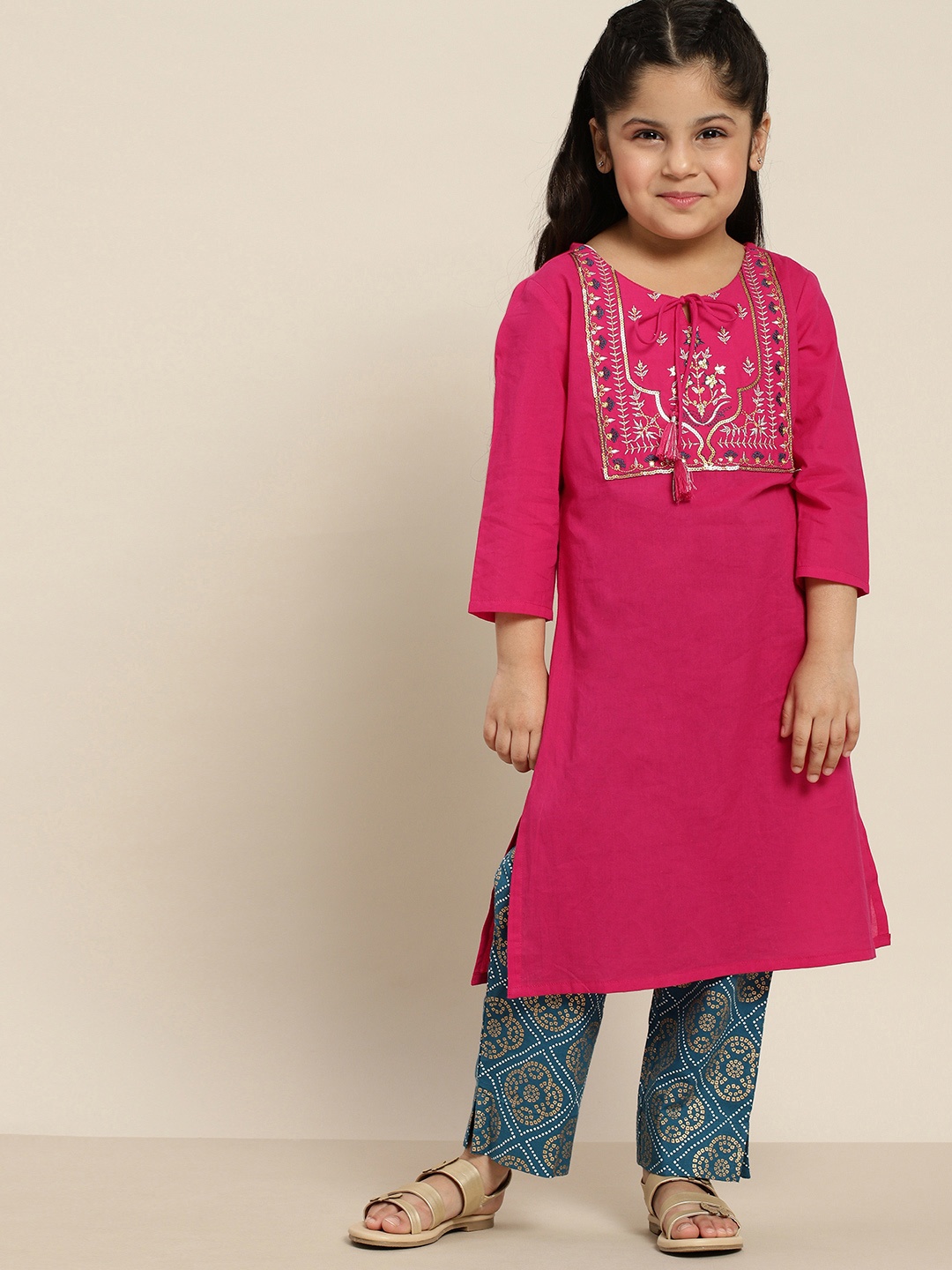 

Sangria Girls Pink & Teal Green Yoke Design Sequinned Pure Cotton Kurta with Trousers