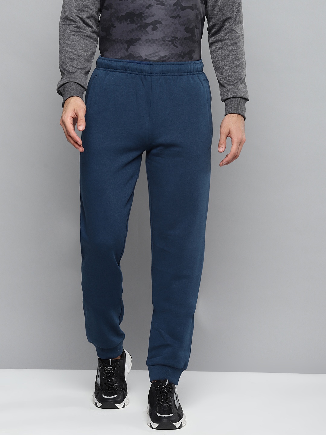 

Alcis Men Navy Blue Solid Slim Fit Joggers
